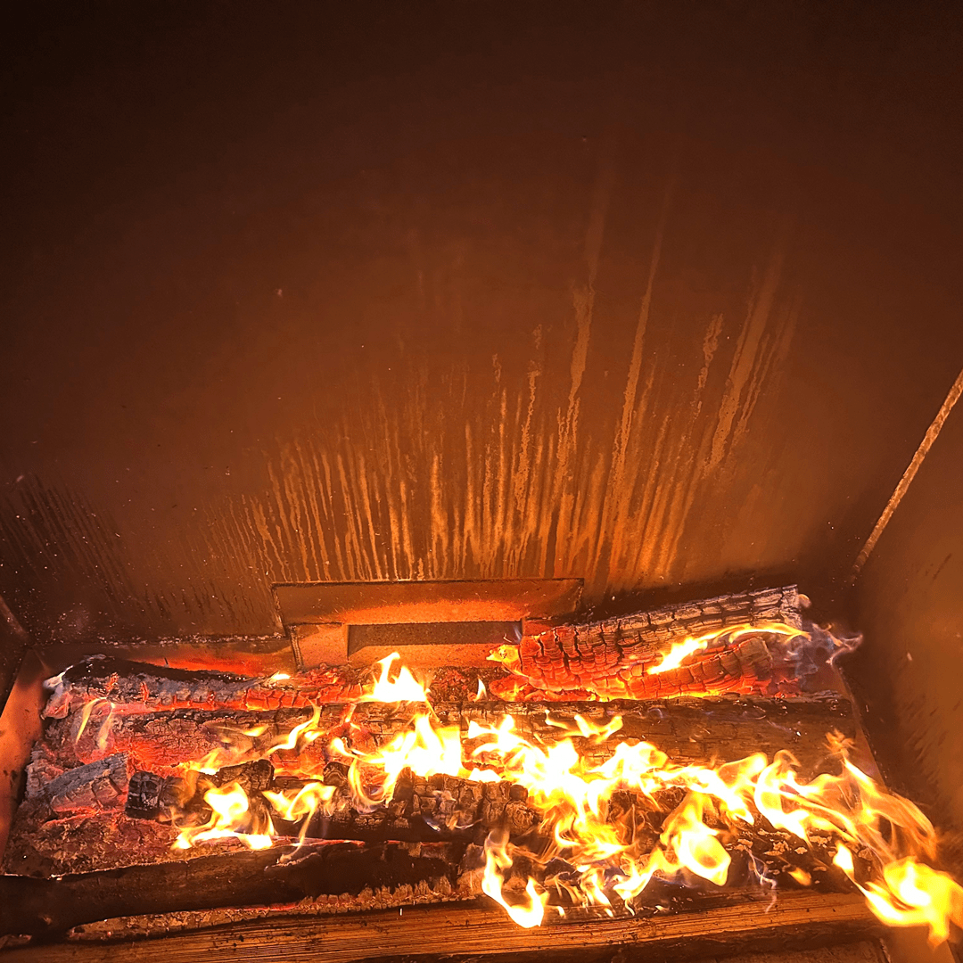 Grüne Wiesen und Wälder im Erzgebirge